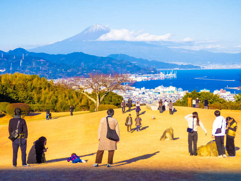 庭園から見た富士山